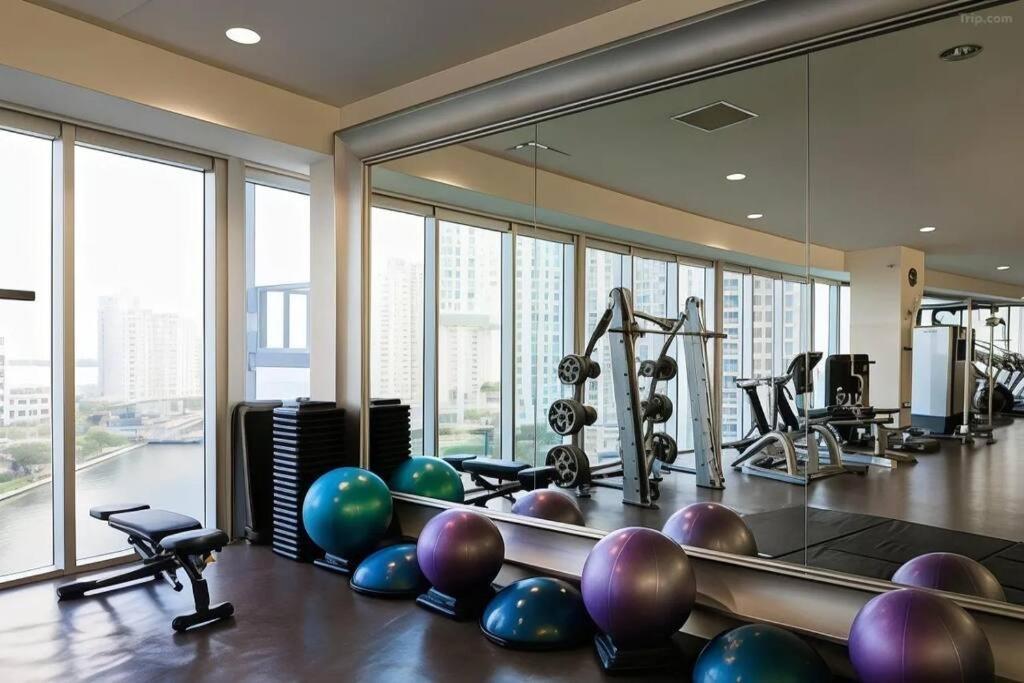 W Hotel Luxury High Rise Miami Extérieur photo